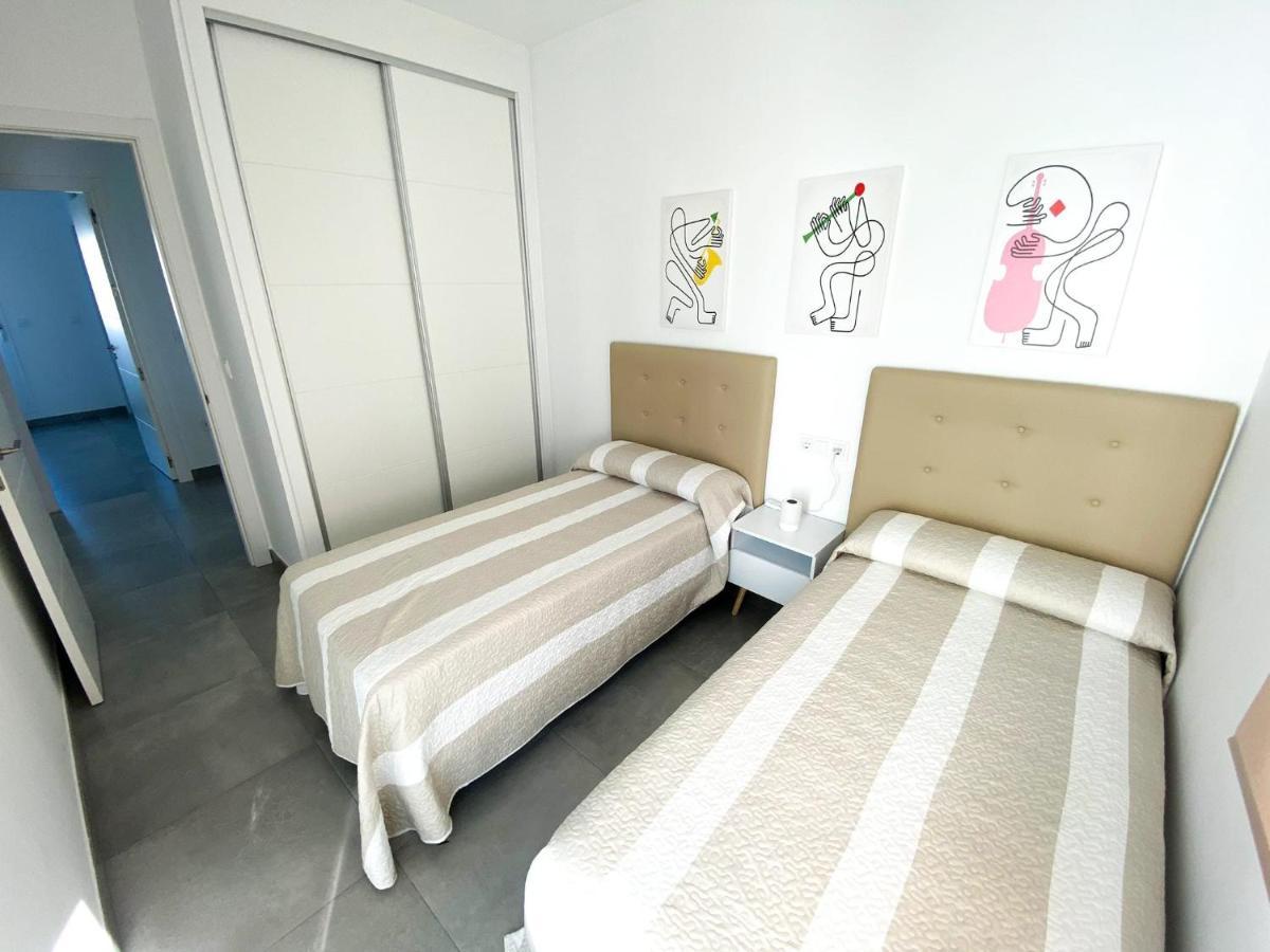 Casa Moderna, Piscina, Playa, Tv75, Netflix, Ps4 Conil De La Frontera