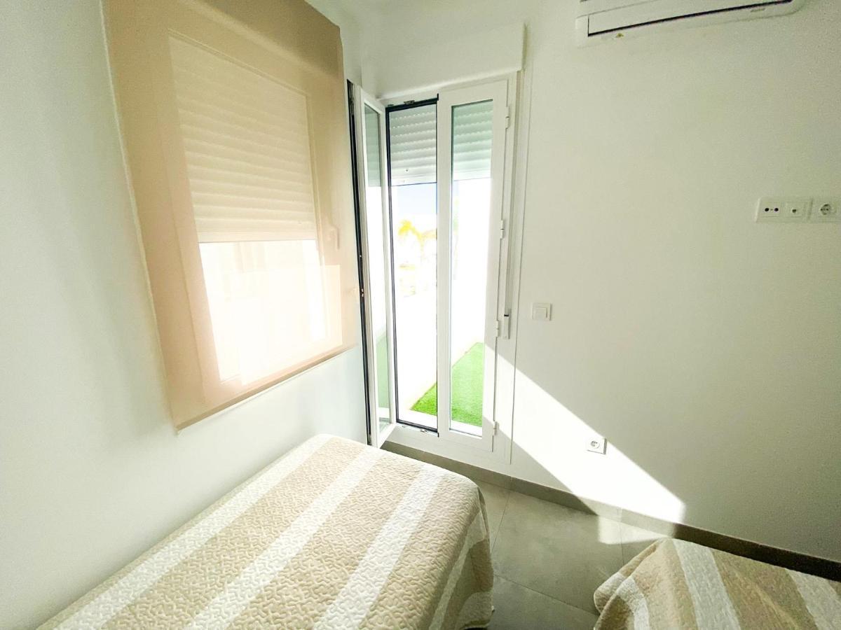 Casa Moderna, Piscina, Playa, Tv75, Netflix, Ps4 Conil De La Frontera